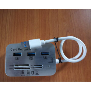 USB 3.0 Hub With Card Reader